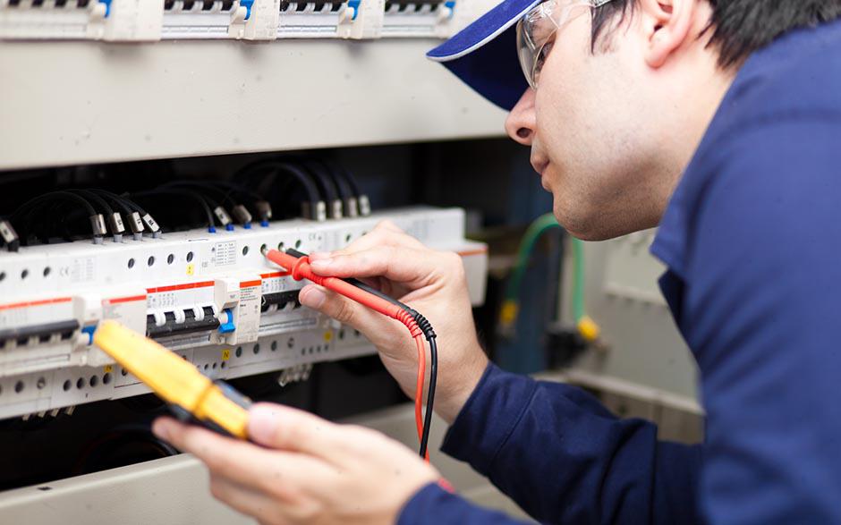 tarif électricien Le Bourget